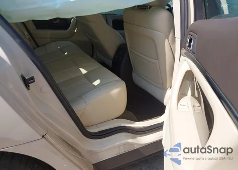 2016 Lincoln Mks из США, поврежденный, VIN 1LNHL9EK0GG600054